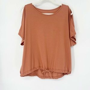 Lululemon shoulder cut out top